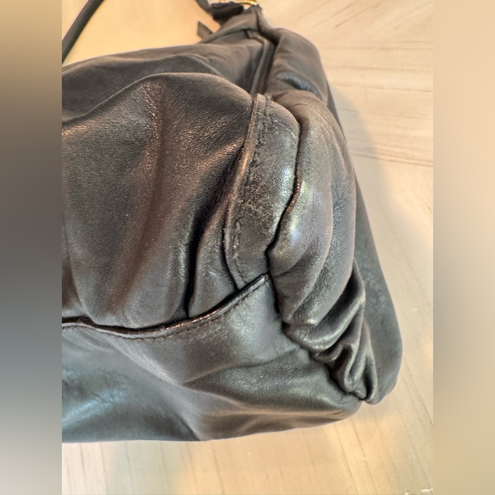 Gucci Abbey D-Ring Leather Hobo Shoulder Bag Black - Authentic # 189833 - Picture 11 of 17